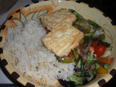 Fried tofu with veggies and rice